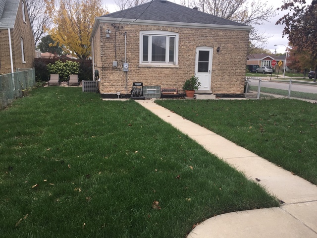 6001 S Massasoit Ave, Chicago, IL 60638 photo 13