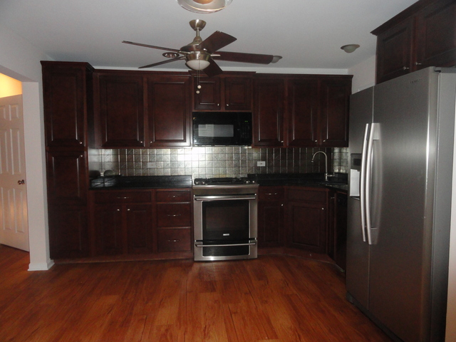 136 E Armitage Ave, Addison, IL 60101 photo 5