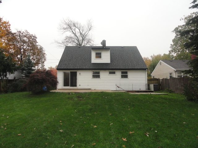 136 E Armitage Ave, Addison, IL 60101 photo 23