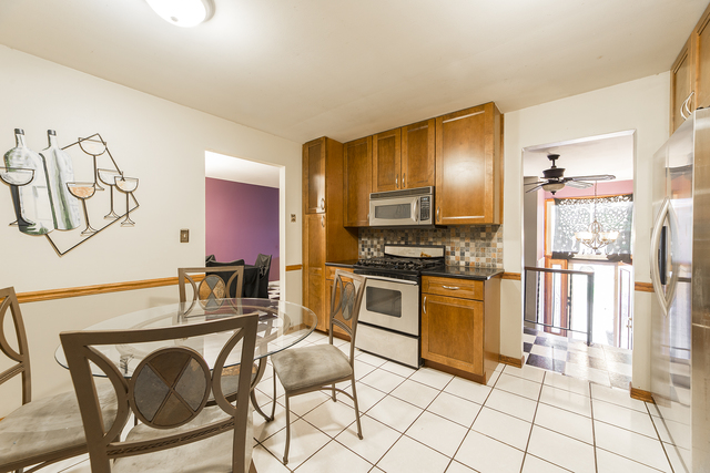 1250 W Meyer Dr, Addison, IL 60101 photo 3