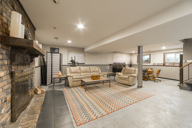 1250 W Meyer Dr, Addison, IL 60101 photo 12