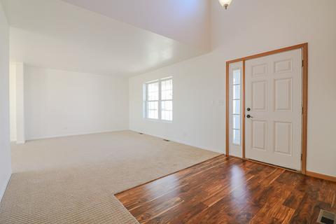 1957 Cutler Ct, Beecher, IL 60401 photo 4
