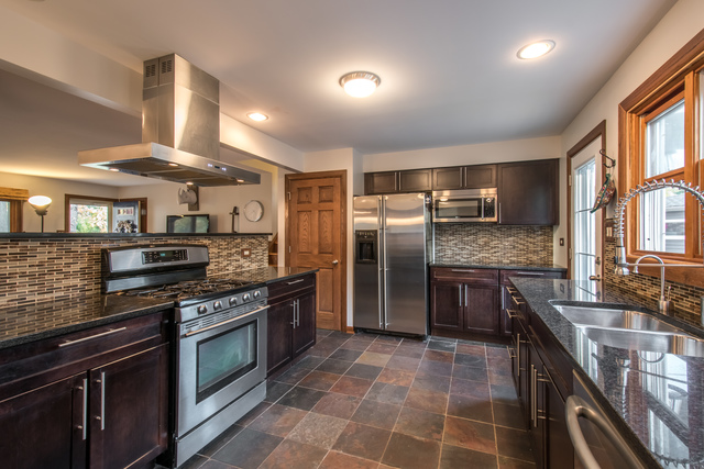 1406 Beecher Ave, Wheaton, IL 60187 photo 10
