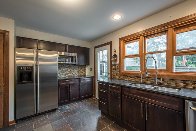 1406 Beecher Ave, Wheaton, IL 60187 photo 11