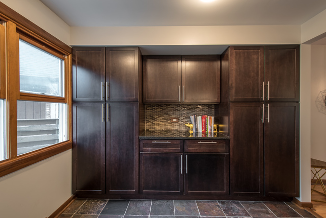 1406 Beecher Ave, Wheaton, IL 60187 photo 9