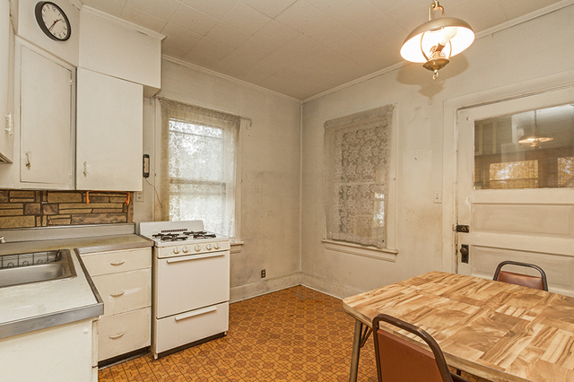 311 S Wheaton Ave, Wheaton, IL 60187 photo 12