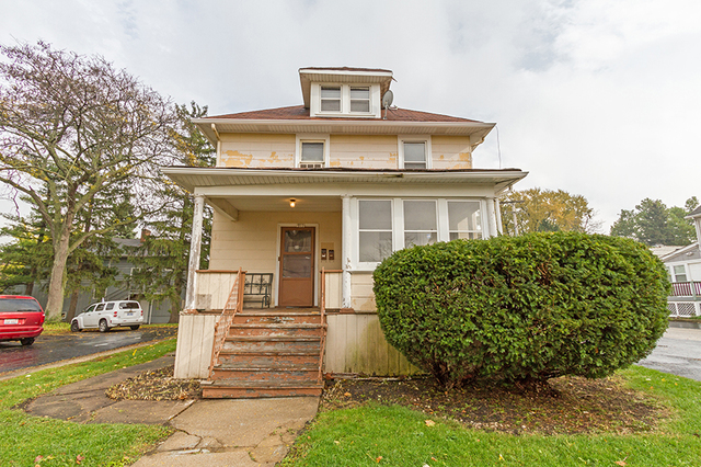 311 S Wheaton Ave, Wheaton, IL 60187 photo 1