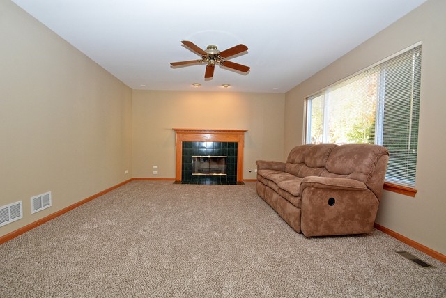 3191 Bennett Pl, Aurora, IL 60502 photo 9