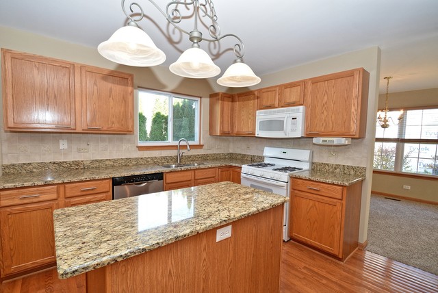 3191 Bennett Pl, Aurora, IL 60502 photo 7