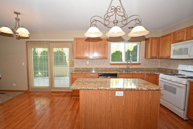 3191 Bennett Pl, Aurora, IL 60502 photo 8