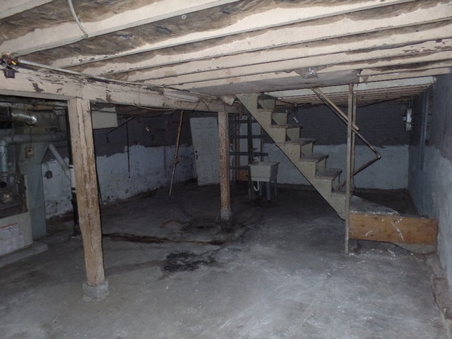 7700 S Champlain Ave, Chicago, IL 60619 photo 13