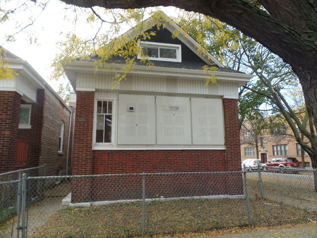 7700 S Champlain Ave, Chicago, IL 60619 photo 1