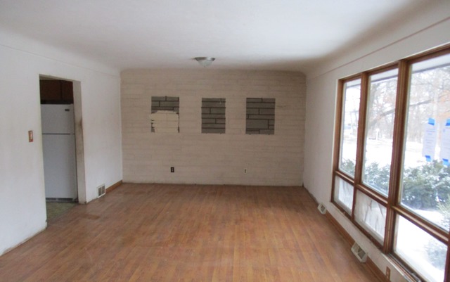 17838 N Clyde Ave, Lansing, IL 60438 photo 3