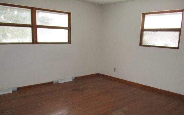 17838 N Clyde Ave, Lansing, IL 60438 photo 6