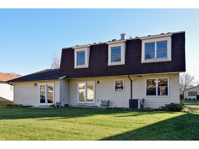 4160 Crimson Dr, Hoffman Estates, IL 60192 photo 13