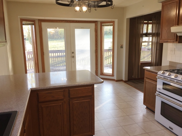 940 Thickett Trl, Roscoe, IL 61073 photo 8