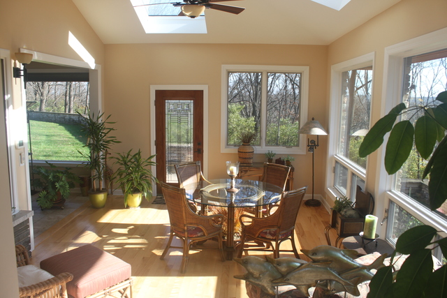 1013 N Cherry Valley Rd, Bull Valley, IL 60050 photo 12