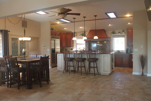 1013 N Cherry Valley Rd, Bull Valley, IL 60050 photo 4