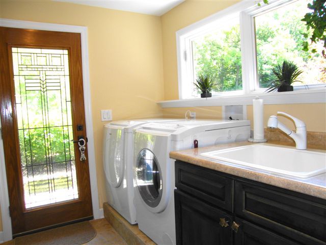 1013 N Cherry Valley Rd, Bull Valley, IL 60050 photo 8