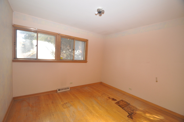 282 Diamond Head Dr, Des Plaines, IL 60018 photo 12