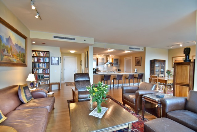 340 E Randolph St #2003, Chicago, IL 60601 photo 5
