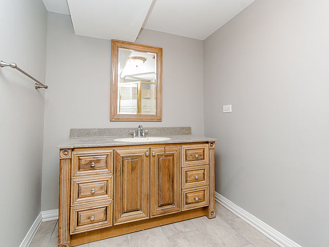 17622 Roy St, Lansing, IL 60438 photo 8