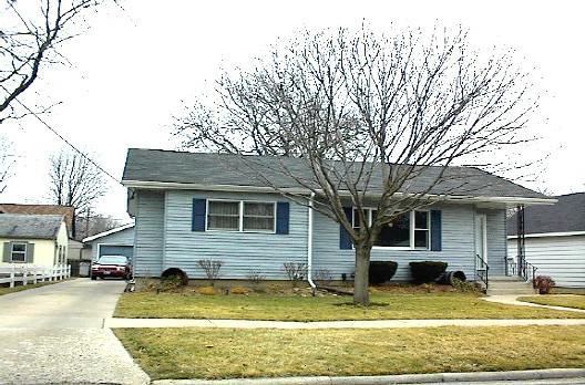 206 E 2nd St, East Dundee, IL 60118 photo 1