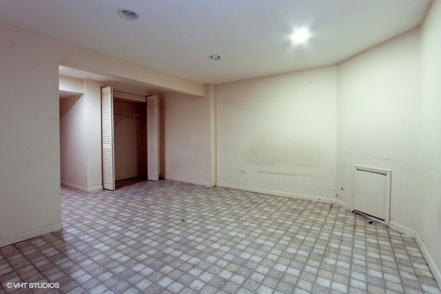 2151 Hassell Rd, Hoffman Estates, IL 60169 photo 9