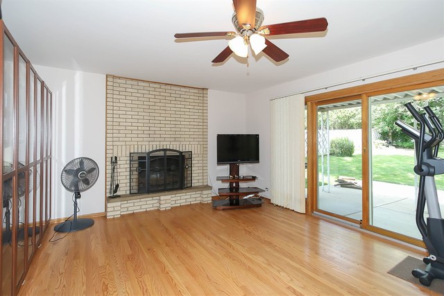 721 Kipling Ct, Roselle, IL 60172 photo 10