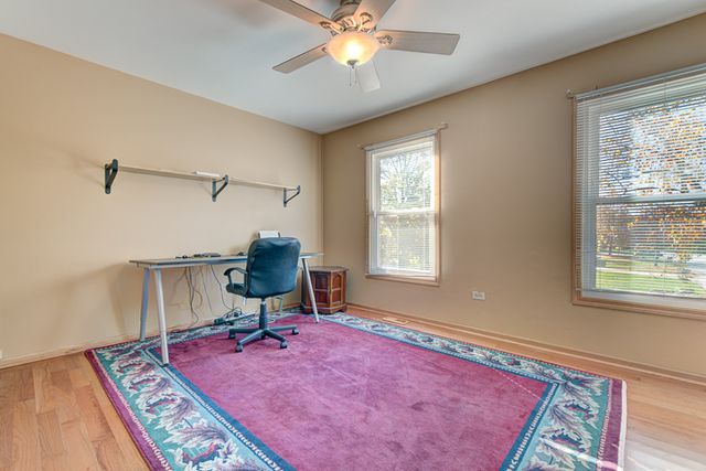 2303 Albright Ln, Wheaton, IL 60189 photo 16