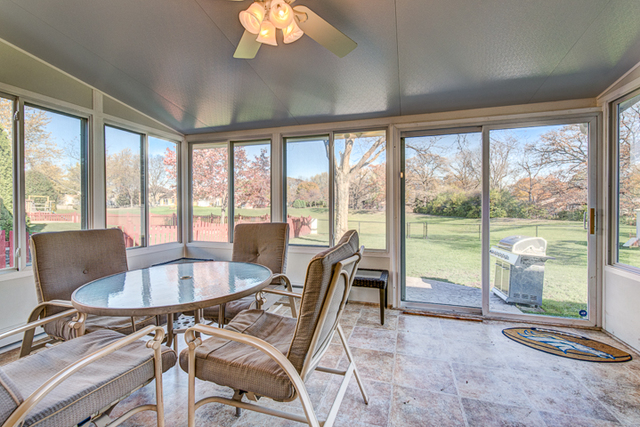 2303 Albright Ln, Wheaton, IL 60189 photo 23