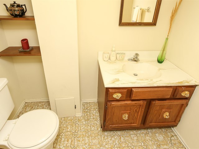 1501 Hampton Ct, Naperville, IL 60565 photo 24