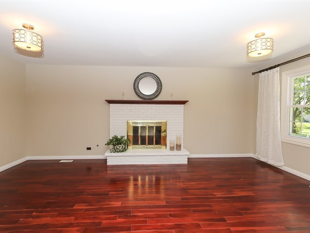 1501 Hampton Ct, Naperville, IL 60565 photo 11