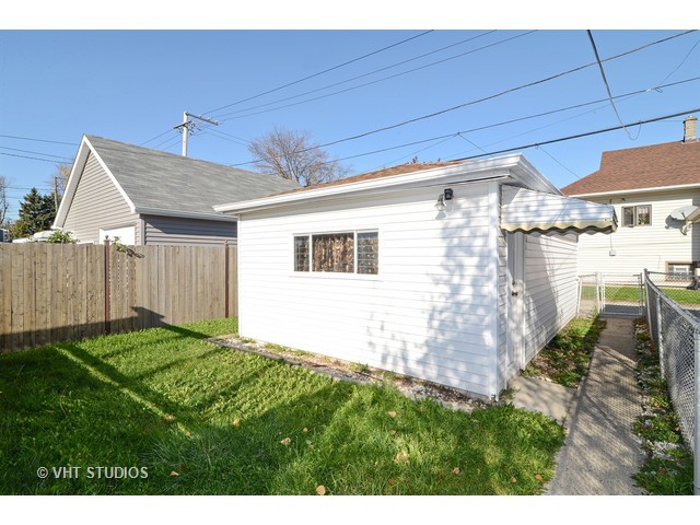 6040 W Montrose Ave, Chicago, IL 60634 photo 10