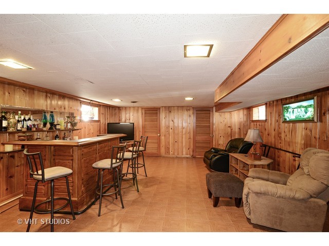 6040 W Montrose Ave, Chicago, IL 60634 photo 5