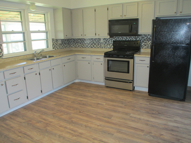 1113 Henry St, Peru, IL 61354 photo 8