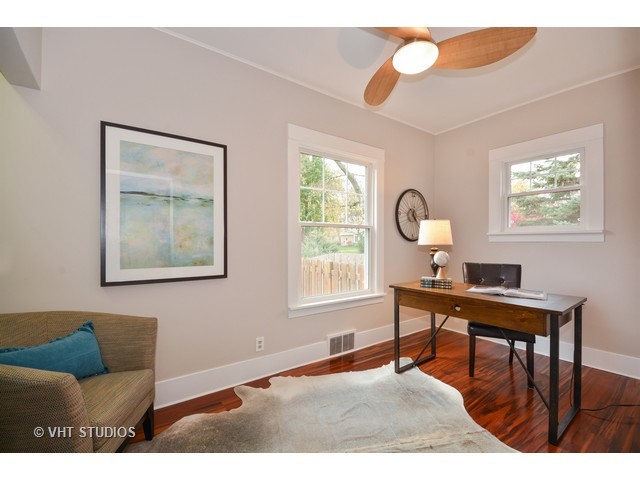 306 Spring Ave, Naperville, IL 60540 photo 9
