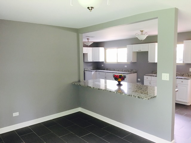 16516 Sawyer Ave, Markham, IL 60428 photo 6