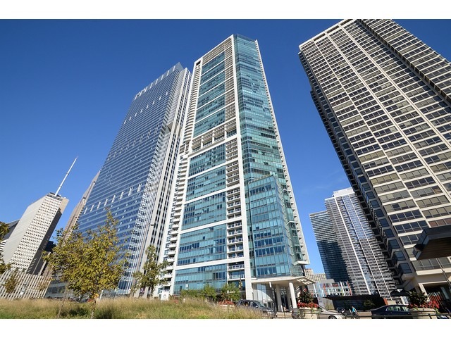 340 E Randolph St #507, Chicago, IL 60601 photo 1