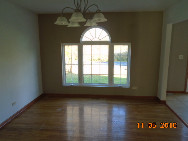 22210 Sherman Rd, Steger, IL 60475 photo 7