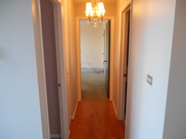 7 E Carriageway Dr #407, Hazel Crest, IL 60429 photo 9