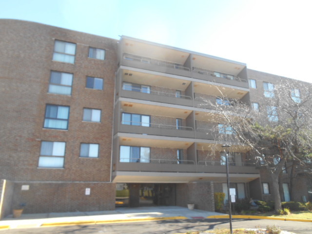 7 E Carriageway Dr #407, Hazel Crest, IL 60429 photo 1