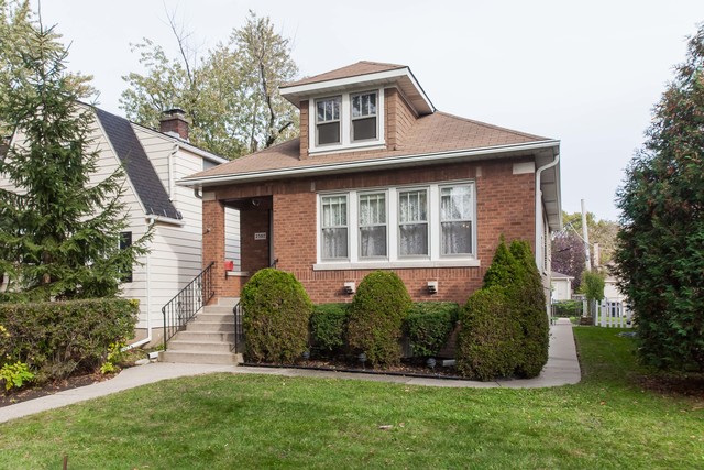 2307 Cowper Ave, Evanston, IL 60201 photo 1