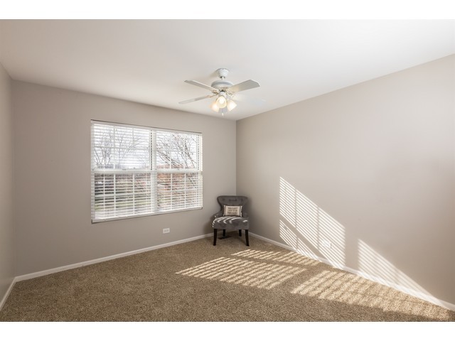 521 Adare Rd, Bartlett, IL 60103 photo 15