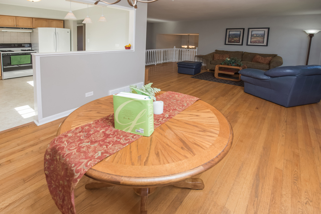 7322 Bunker Rd, Darien, IL 60561 photo 5