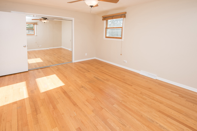 7322 Bunker Rd, Darien, IL 60561 photo 9