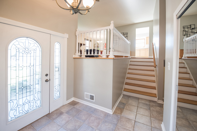 7322 Bunker Rd, Darien, IL 60561 photo 2
