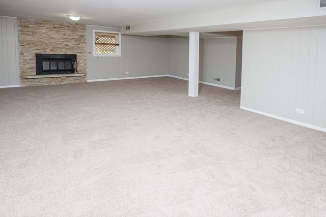 7322 Bunker Rd, Darien, IL 60561 photo 14