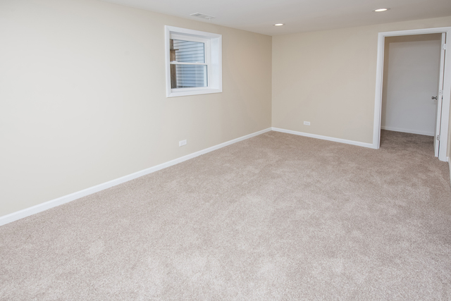 7322 Bunker Rd, Darien, IL 60561 photo 18