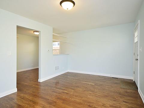 4041 W Devon Ave, Chicago, IL 60646 photo 5
